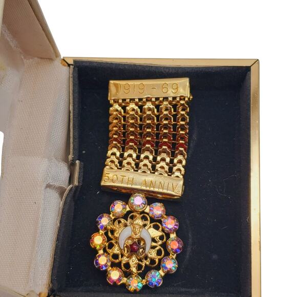 Masonic Mesh Shriners Badge Bar Pin Gold Tone Mesh Lapel Brooch AB Rhinestone - Picture 8 of 10